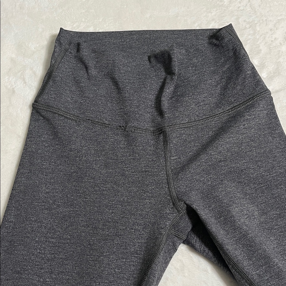 Lululemon Gray High-Waisted Leggings - Picture 4 of 9